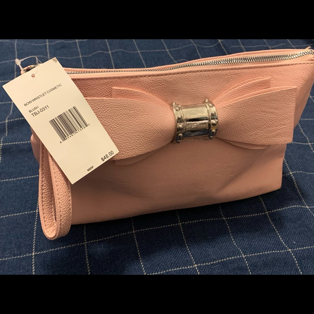 NWT Betsey Johnson bow wristlet cosmetic bag